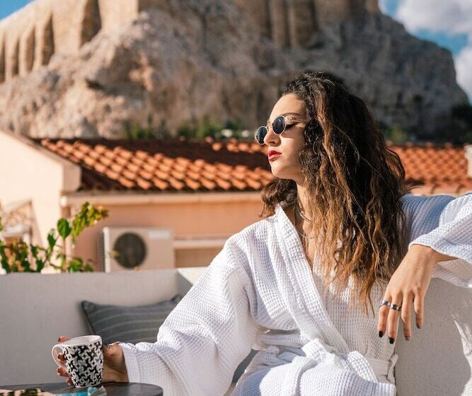 Cityzoe Athens Suites