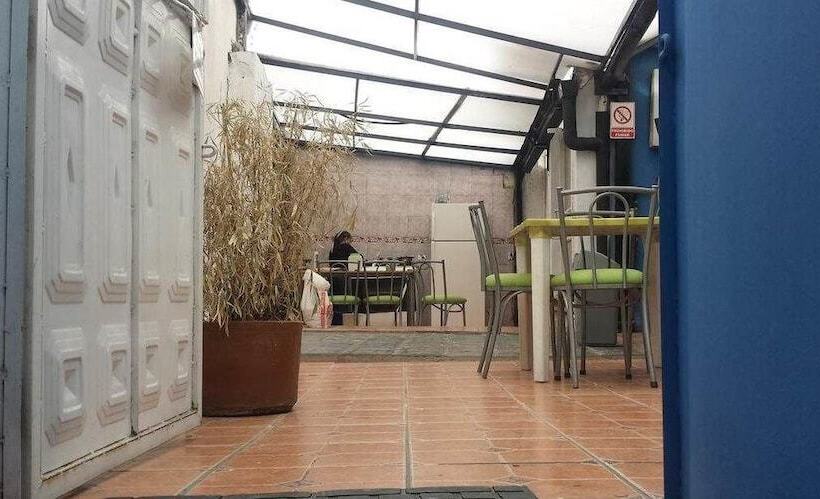 Color House Petitte   Hostel