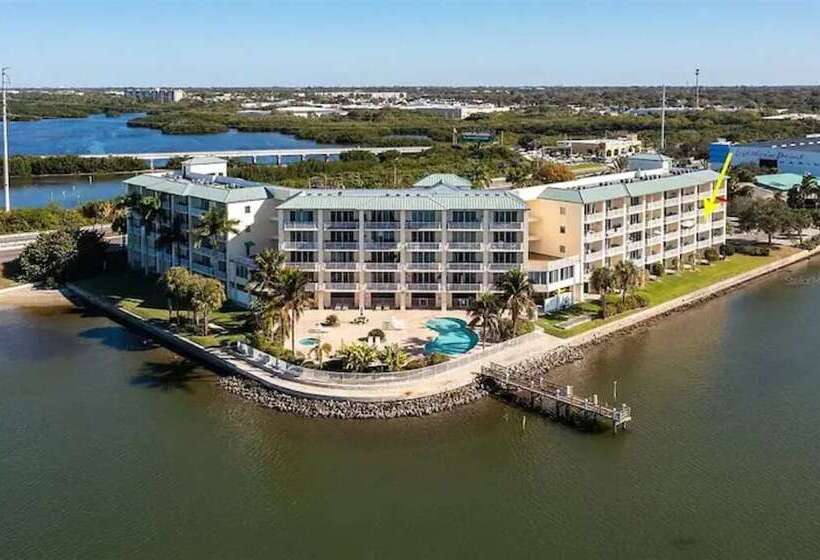 The Bc Resort On The Water