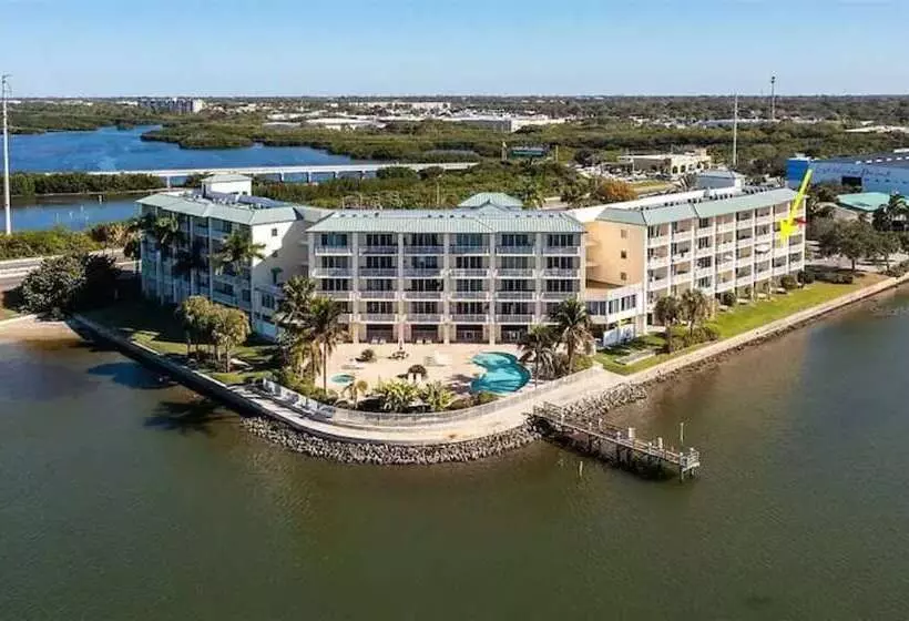 The Bc Resort On The Water