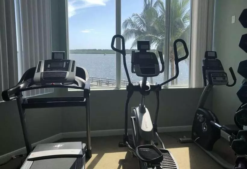 The Bc Resort On The Water