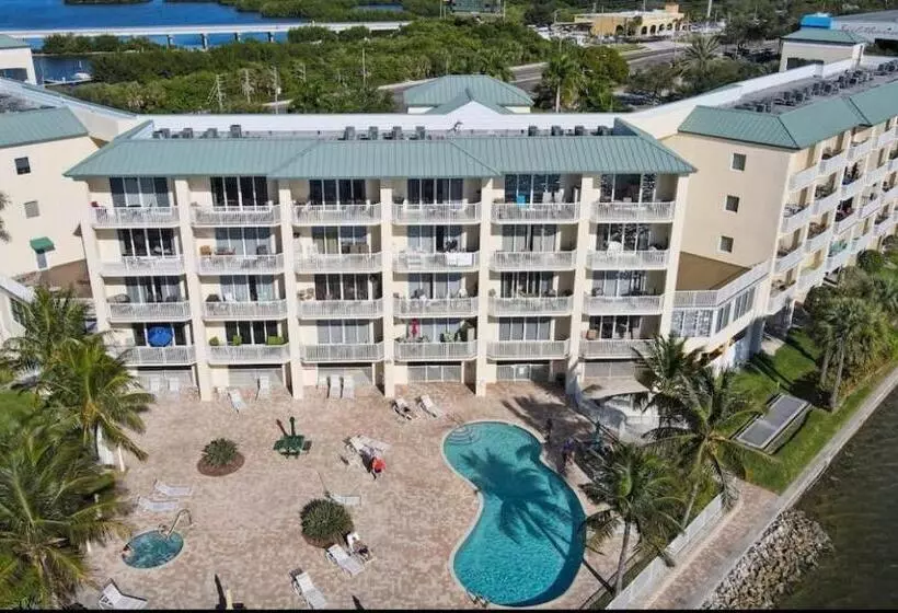 The Bc Resort On The Water