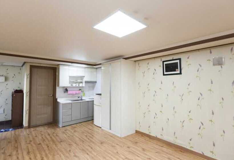 Eulwangri Beach Pension