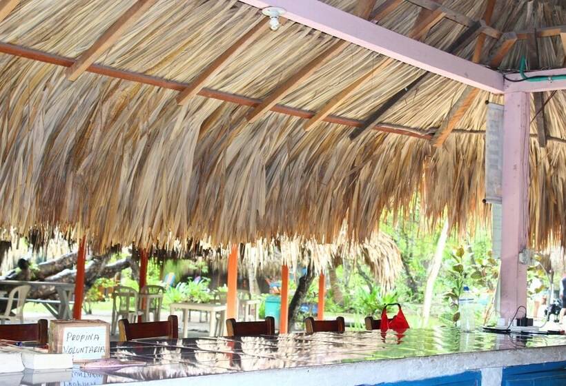 مسافرخانه Ecohotel Las Palmeras