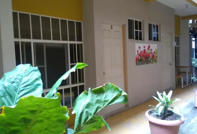 簡易ホテル Shagul