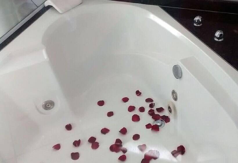 Отель Chalés Pousada Encantos Da Serra