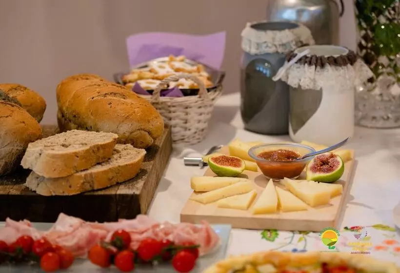 田舎風ホテル Agriturismo Colombera