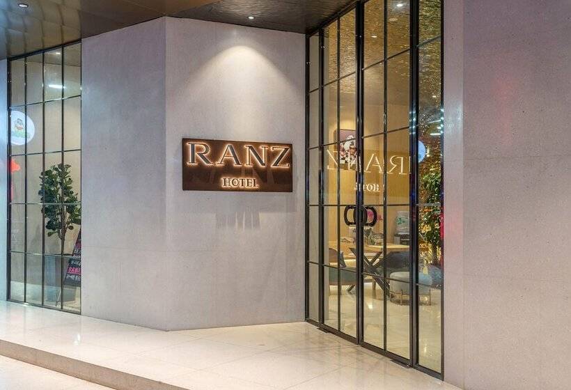 Hotel Shenzhen East Railway And Buji Subway Station Ranch