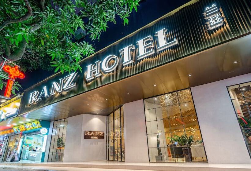 Hotel Shenzhen East Railway And Buji Subway Station Ranch