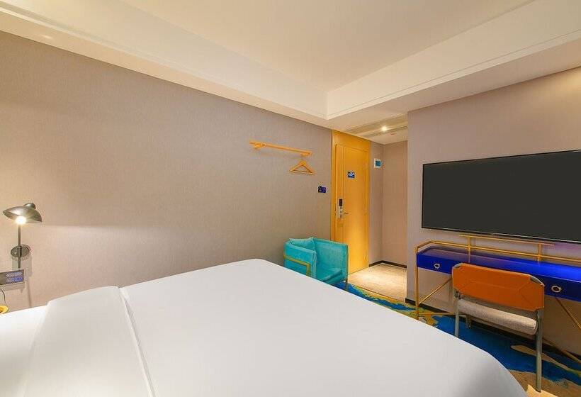 Hotel Shenzhen East Railway And Buji Subway Station Ranch