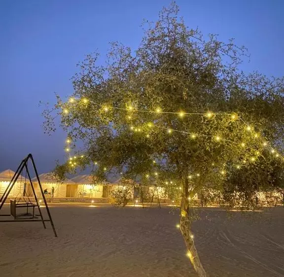 ホテル Tokyo Desert Camp