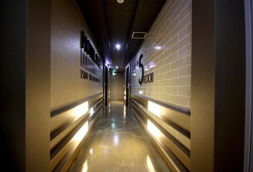 Мотель Busan Sajik Page