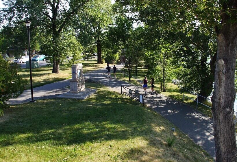 River Wynde Executive B&b