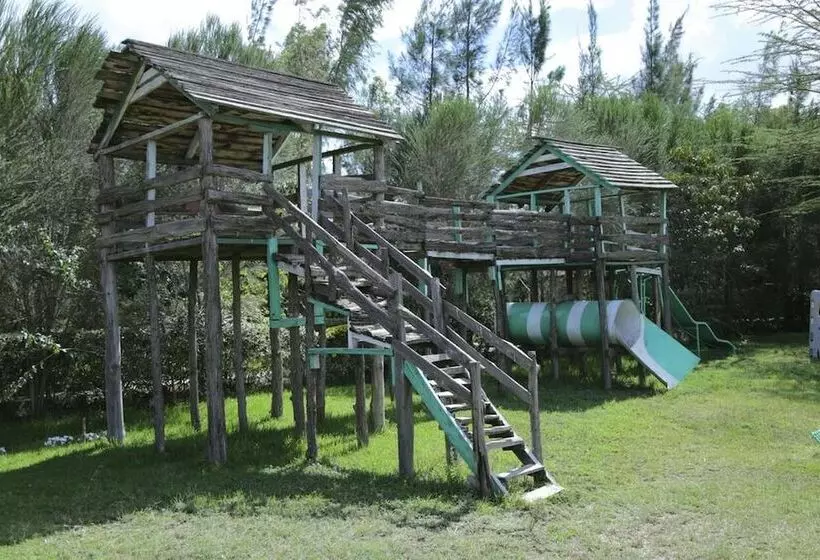 هتل Osim Country Lodge