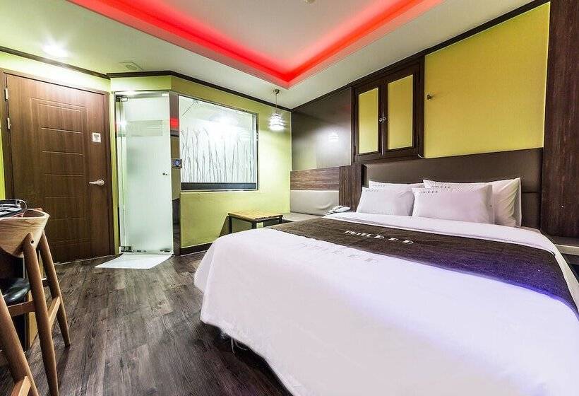 Motel Bucheon Red