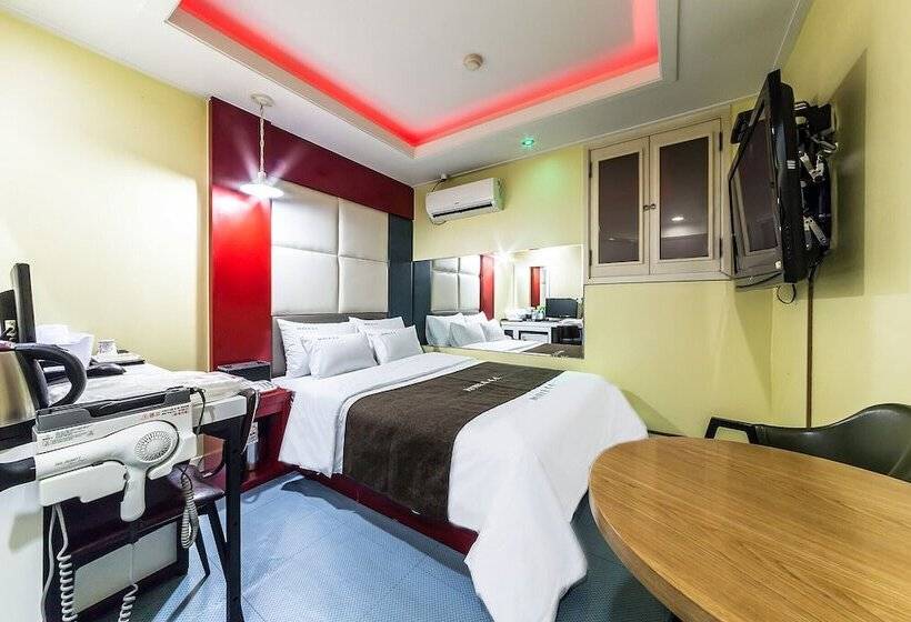 Motel Bucheon Red