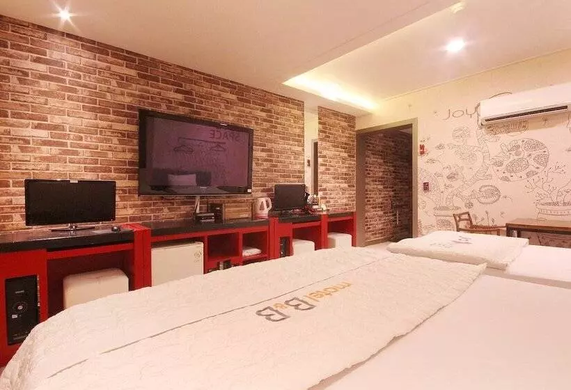 مُتل Daegu Jukjeon B&b