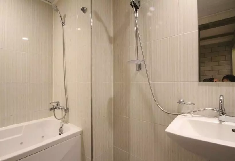 مُتل Daegu Jukjeon B&b