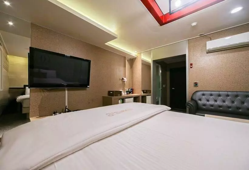 مُتل Daegu Jukjeon B&b