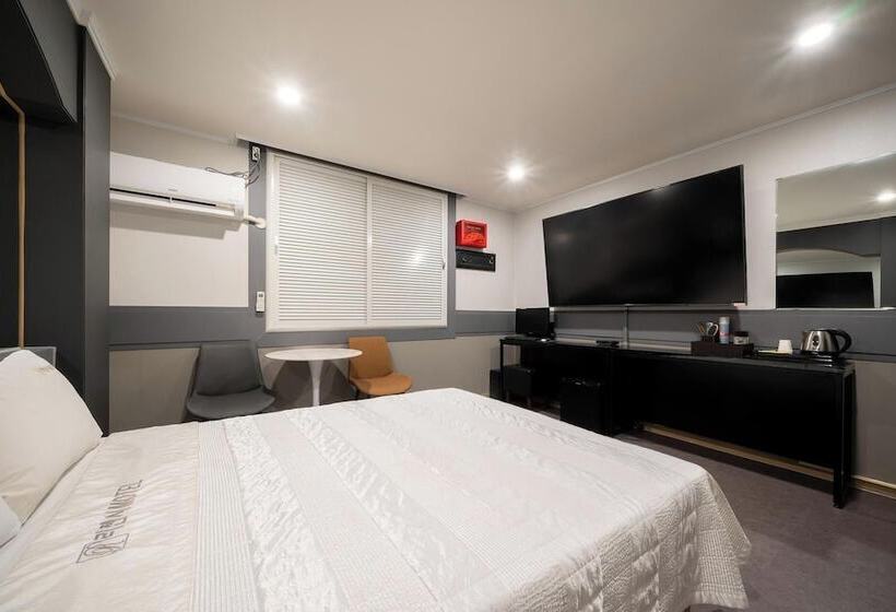 مُتل Gwangju Chungjangro Regency