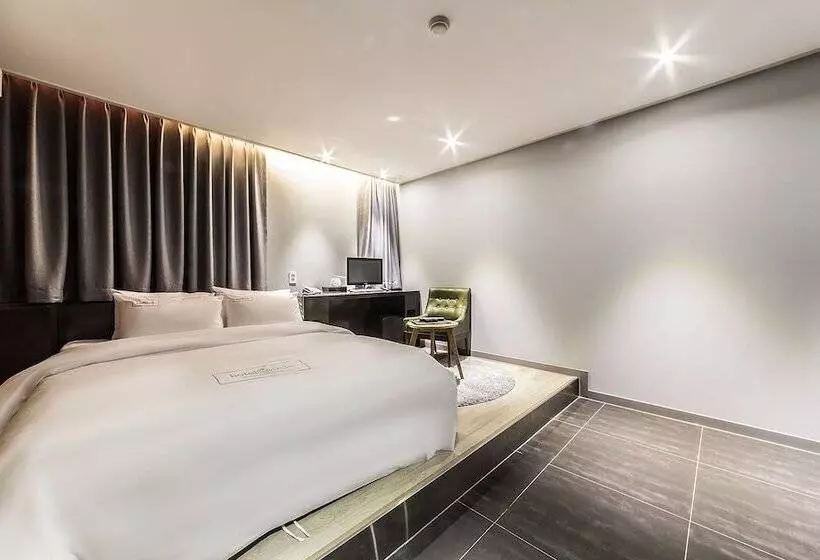 モーテル Incheon  Circle