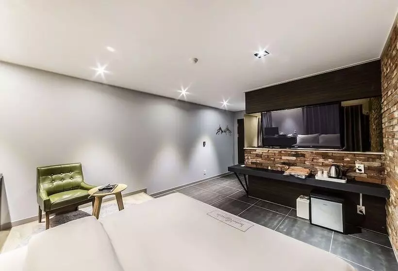 モーテル Incheon  Circle