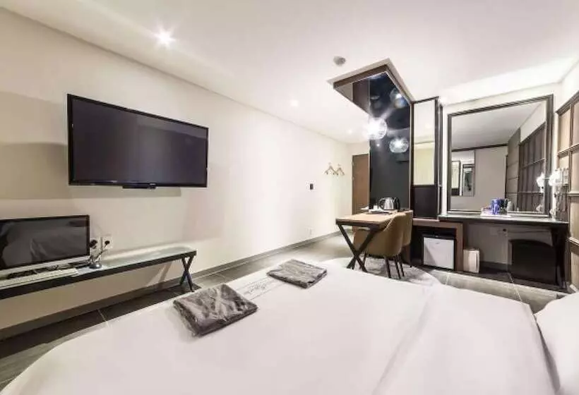 モーテル Incheon  Circle