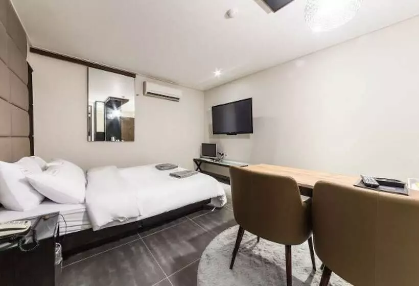 モーテル Incheon  Circle