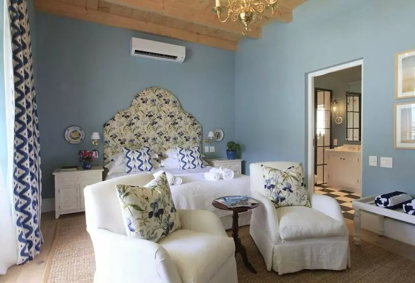پانسیون La Cotte The Manor House