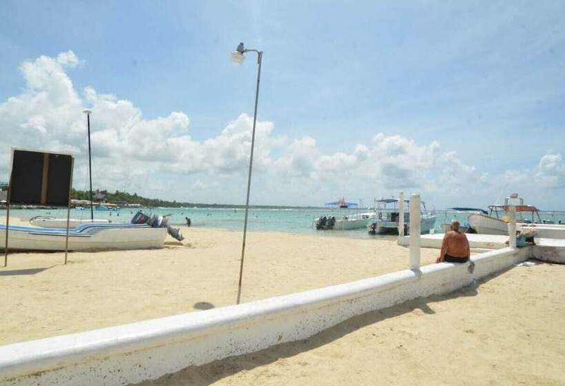 پانسیون Residencial Lakis 1