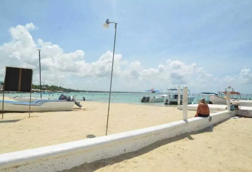 Majatalo Residencial Lakis 1