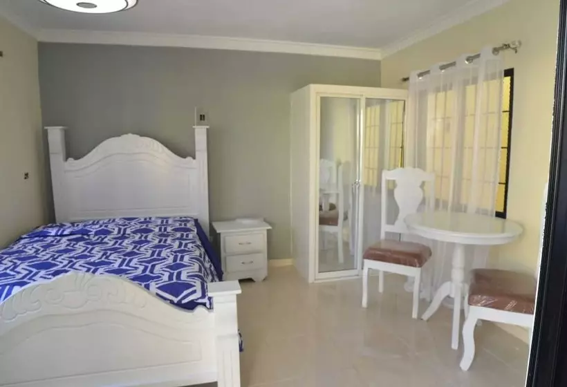 Majatalo Residencial Lakis 1