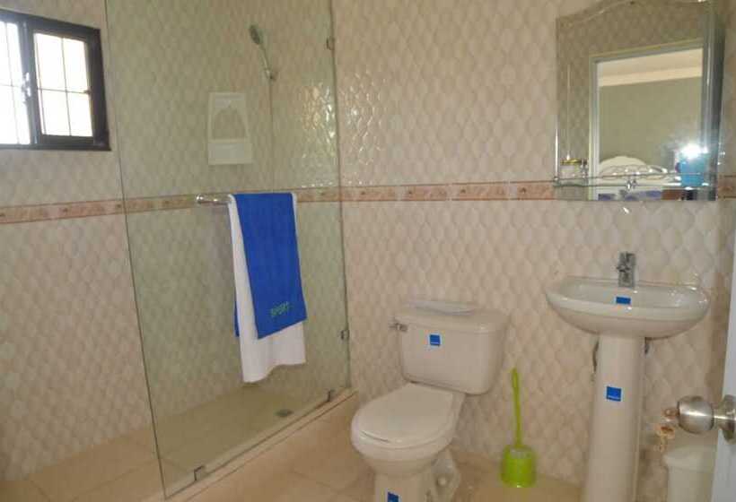 پانسیون Residencial Lakis 1