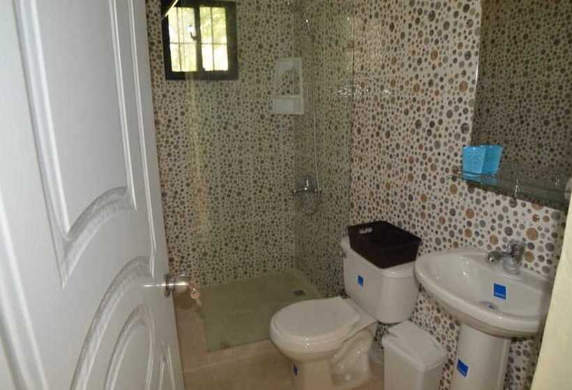 پانسیون Residencial Lakis 1