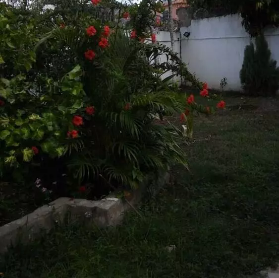 Majatalo Residencial Lakis 1