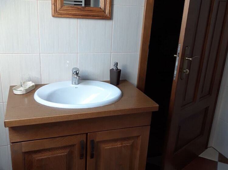 هتل Merkež Guest House