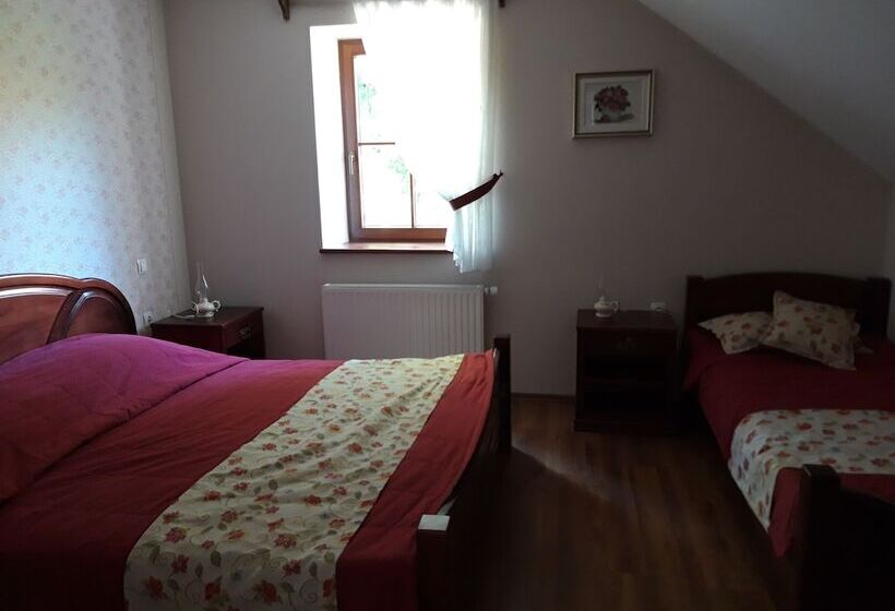 هتل Merkež Guest House