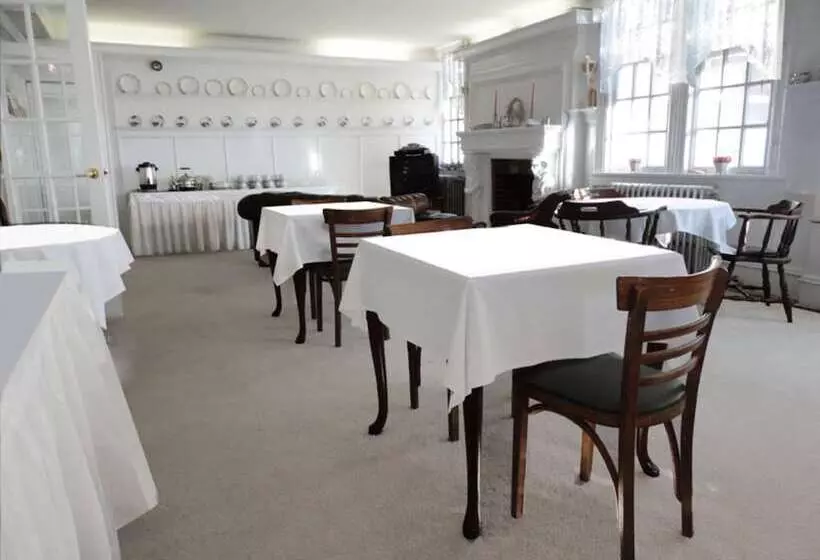 Hotelli Plymouth Inn