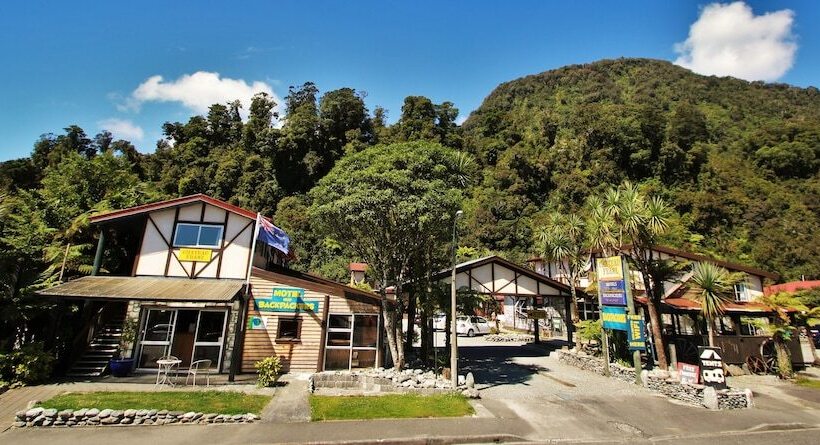 호스텔 Chateau Backpackers & Motels