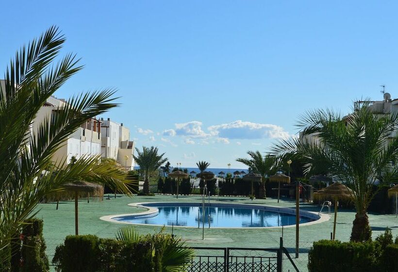 Apartamentos Natura World