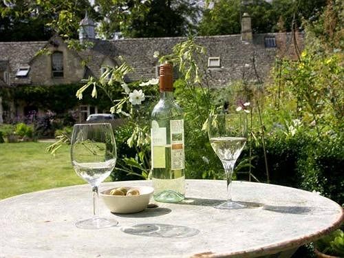 Bed and Breakfast Shipton Grange House