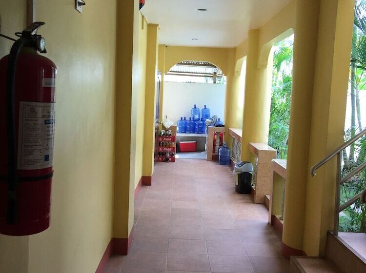 Hotel Cherrys @ Home Too Inland Resort