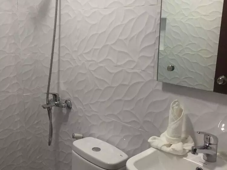 فندق Cherrys @ Home Too Inland Resort