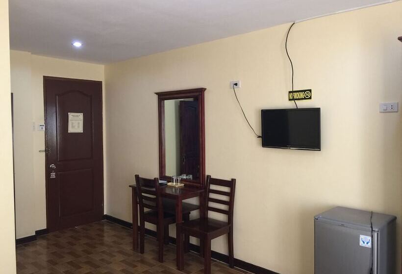 Hotel Cherrys @ Home Too Inland Resort