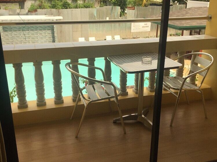 Hotel Cherrys @ Home Too Inland Resort