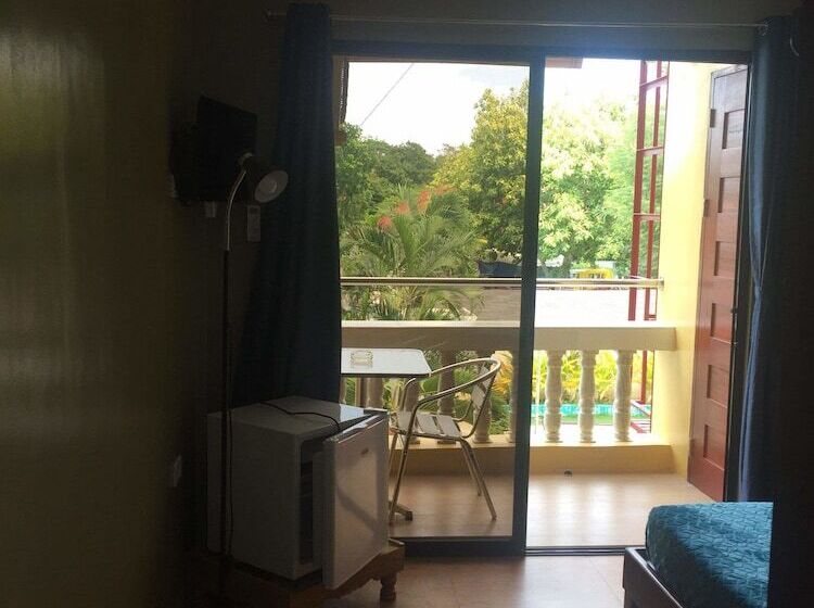 Hotel Cherrys @ Home Too Inland Resort