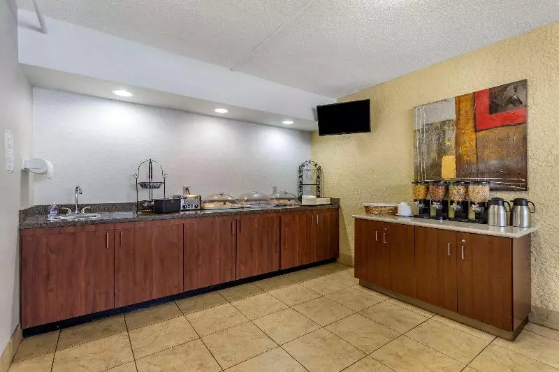 Otel Econo Lodge Broken Arrow Tulsa