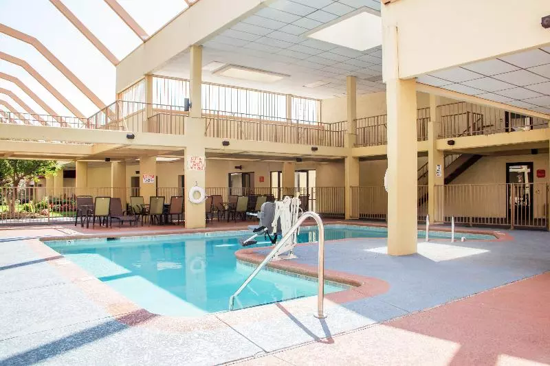 Otel Econo Lodge Broken Arrow Tulsa