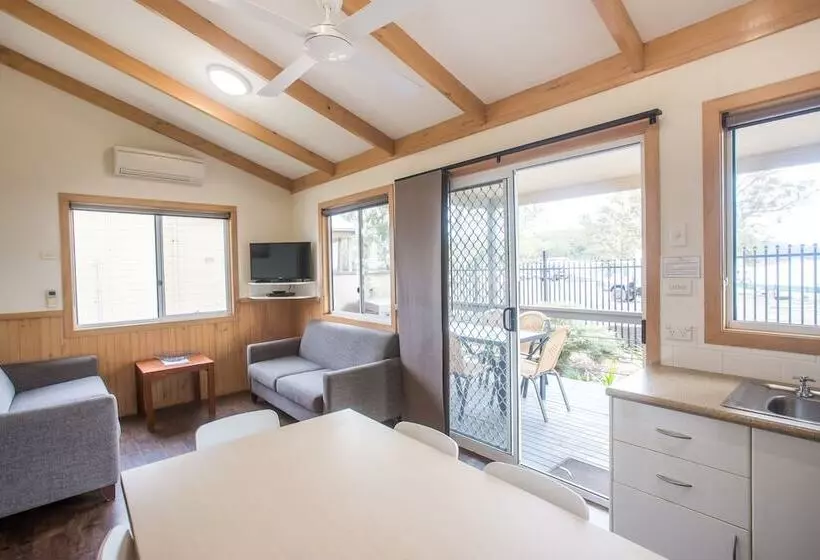 בית מלון כפרי Halifax Holiday Park