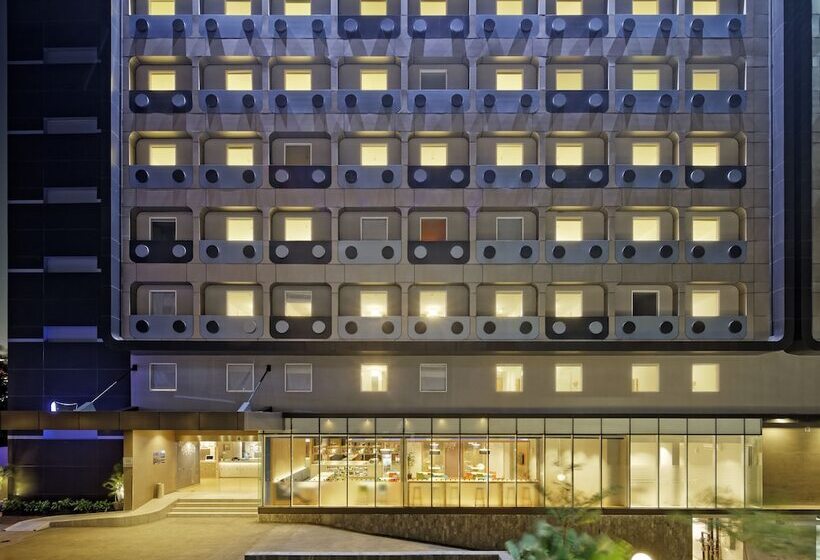 בית מלון כפרי Ibis Budget Jakarta Airport